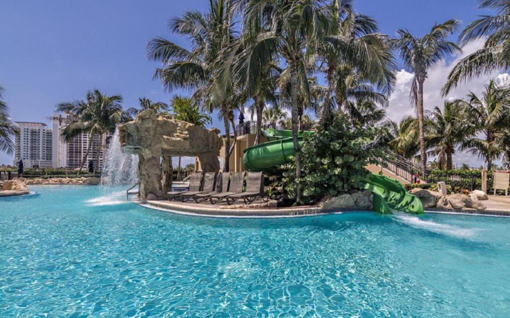 Singer Island Beach Resort And Spa, Located At The Palm Beach Resort Riviera Beach Exterior photo